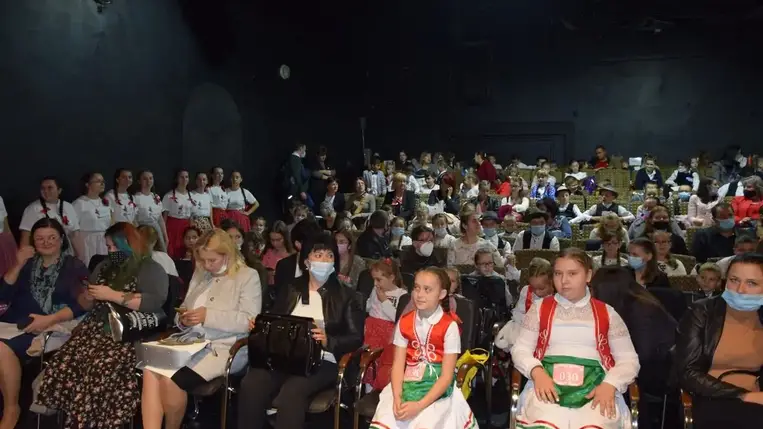 Mesemondó verseny a PCS szervezésében