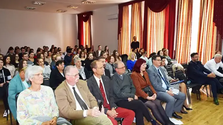 A beregszászi máltaisok évek óta igazi szeretetszolgálatot látnak el akkor, amikor a különleges fejlesztést igénylő gyerekek ügyét felkarolták. Fotó: Kovács Elemér