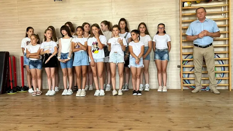 Magyarországi önkéntesek adománya érkezett Csongorra