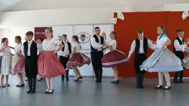 Tehetségkutató seregszemle és tábor Beregszászon