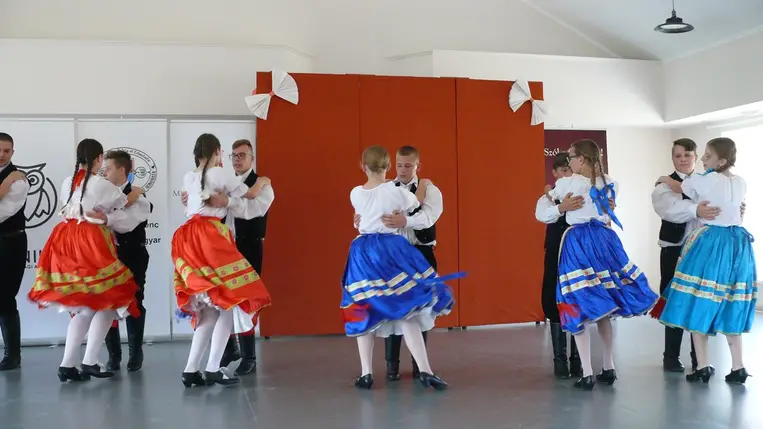 Tehetségkutató seregszemle és tábor Beregszászon