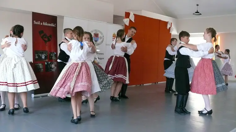 Tehetségkutató seregszemle és tábor Beregszászon