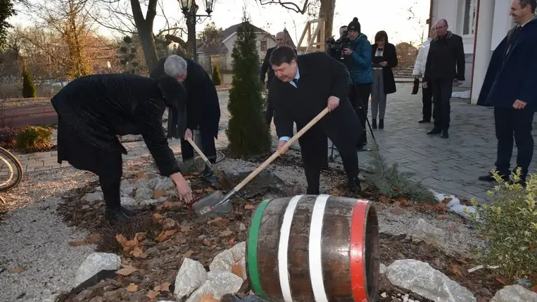 Bormustra a Kárpátaljai Magyar Borászok Egyesülete szervezésében