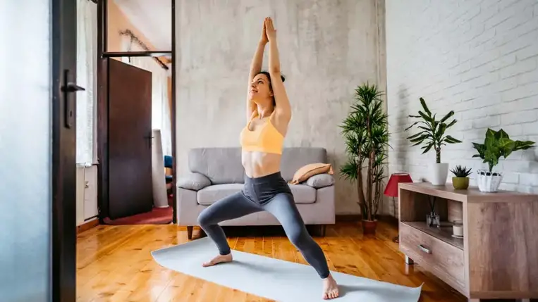  5 egyszerű testtartásjavító trükk, amivel vonzóbbá válsz 