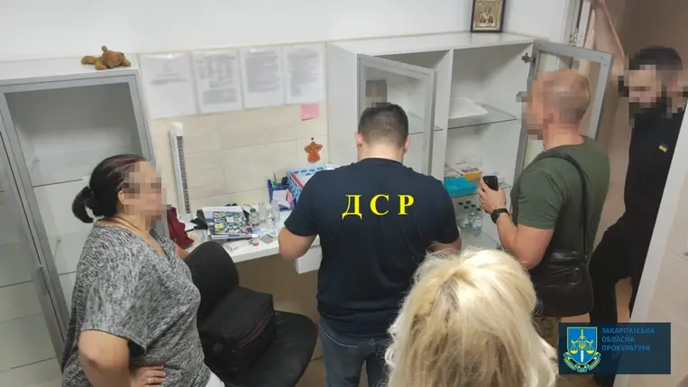 Illegális alkoholelvonó intézményt működött Kárpátalján