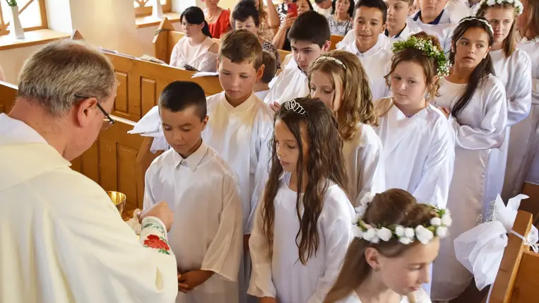 Tizenhat elsőáldozó hitvallása Beregardóban