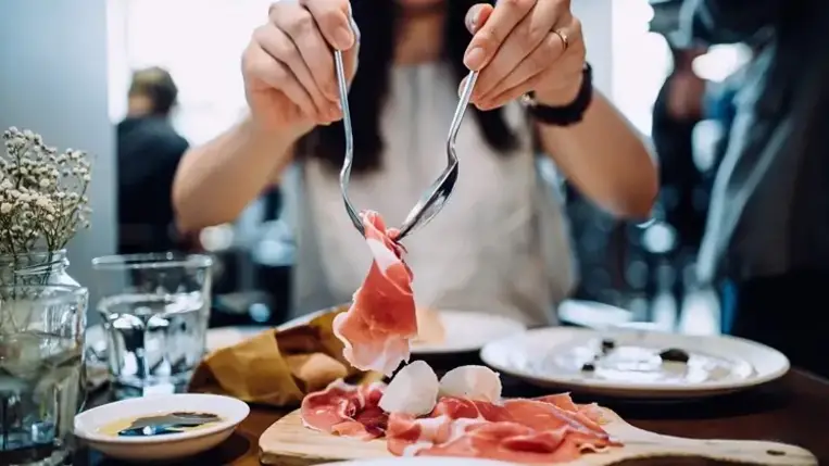 Tiltólistás ételek aranyérbetegeknél