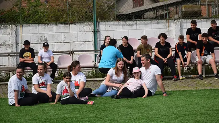 A Kárpátaljai Magyar Nagycsaládosok Egyesülete (KMNE) fontosnak tartja, hogy ebben a nehéz helyzetben is biztosítson közösségi alkalmakat. Fotó: Kovács Erzsébet