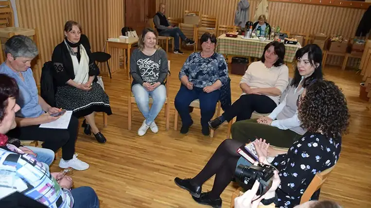 A Sámuel Alapítvány anyák hónapjává nyilvánította a májust, így a hónap folyamán több alkalmat is szerveznek azoknak az anyukáknak, akik a kötelékükbe tartozó családtípusú gyermekotthonokban, vagy éppen befogadó, esetleg nevelő szülőként végzik áldozatos munkájukat. Fotó: Kovács Erzsébet