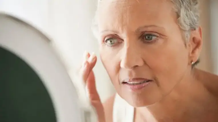 Így hat az öregedés a bőrünkre