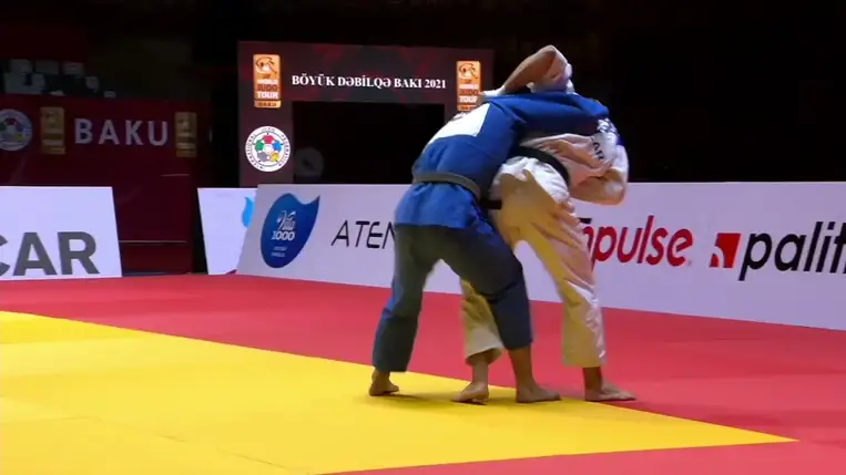 Az orosz cselgáncsozók indulhatnak a nemzetközi szövetség versenyein