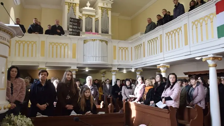 Lelkészbeiktatás Badalóban. Fotó: Kovács Erzsébet