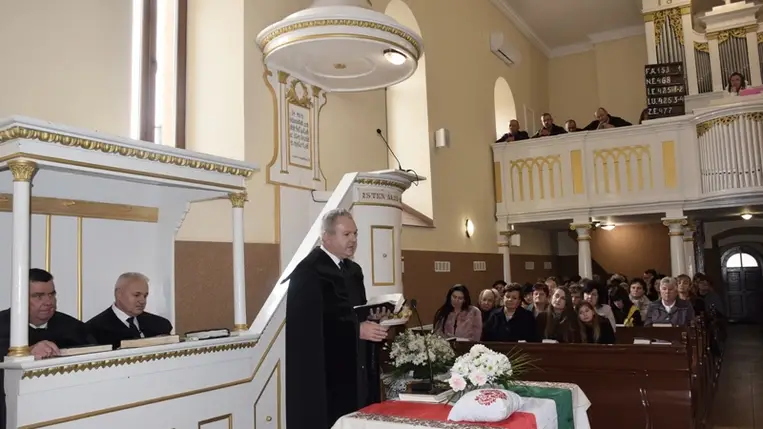 Lelkészbeiktatás Badalóban. Fotó: Kovács Erzsébet