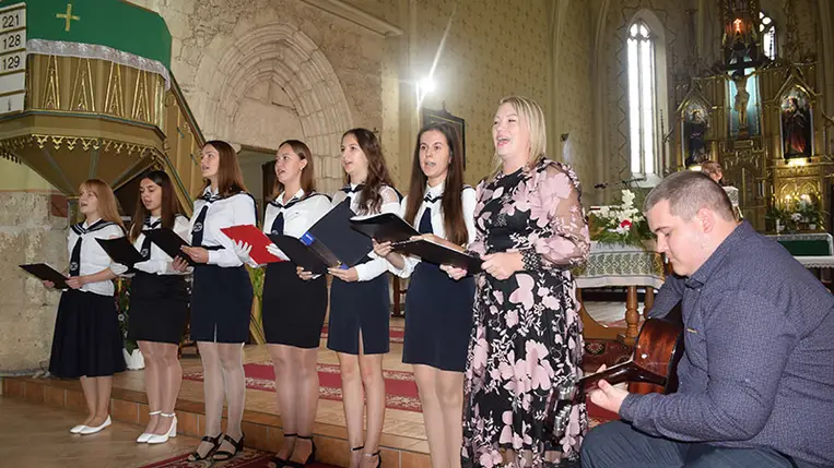 A II. Rákóczi Ferenc Kárpátaljai Magyar Főiskola Szakgimnáziumának tanévnyitóján. Fotó: Kovács Elemér