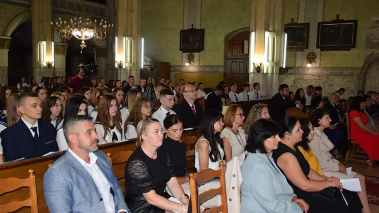 A Rákóczi Főiskola Szakgimnáziumának tanévzáró és diplomaátadó ünnepségén. Fotó: Kovács Erzsébet