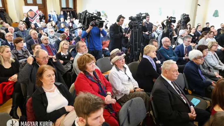 2023-ban a határon túlról az Ortutay Elemér kárpátaljai görögkatolikus lelkész hagyatékát őrző intézmény vezetése kapta a díjat. (Fotó: Merényi Zita)