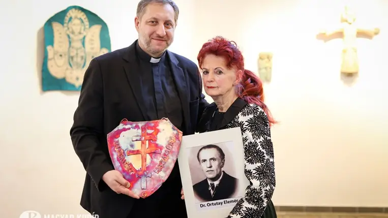 2023-ban a határon túlról az Ortutay Elemér kárpátaljai görögkatolikus lelkész hagyatékát őrző intézmény vezetése kapta a díjat. (Fotó: Merényi Zita)