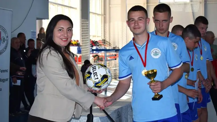 A XII. Buzánszky Jenő Labdarúgó Kupán - Örömfoci 29 csapat részvételével