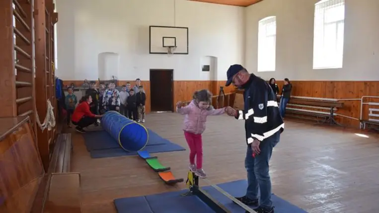 Máltai játszóház a beregszászi 6-os iskolában - Csapatmunka és egyéni játékos fejlesztés. Fotó: Kárpátinfo/Kovács Erzsébet