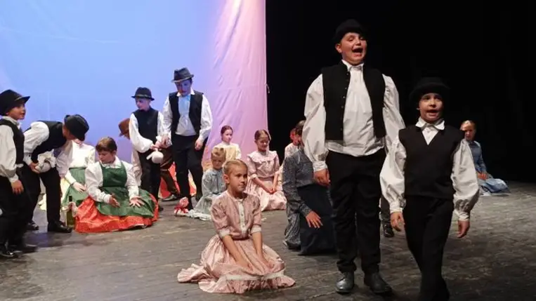 A Rezeda Folkműhely gálakoncertje Beregszászon - Örökösök és értékőrzők. Fotó: Kárpátinfo/Kovács Erzsébet