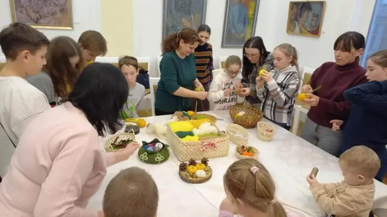 Márton-nap a nagycsaládosoknál - Kézműveskedés, játéktanulás, lámpagyújtás