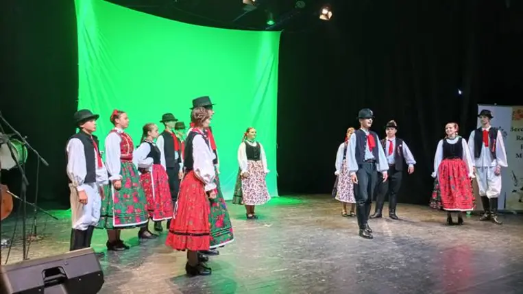 A Rezeda Folkműhely gálakoncertje Beregszászon - Örökösök és értékőrzők. Fotó: Kárpátinfo/Kovács Erzsébet