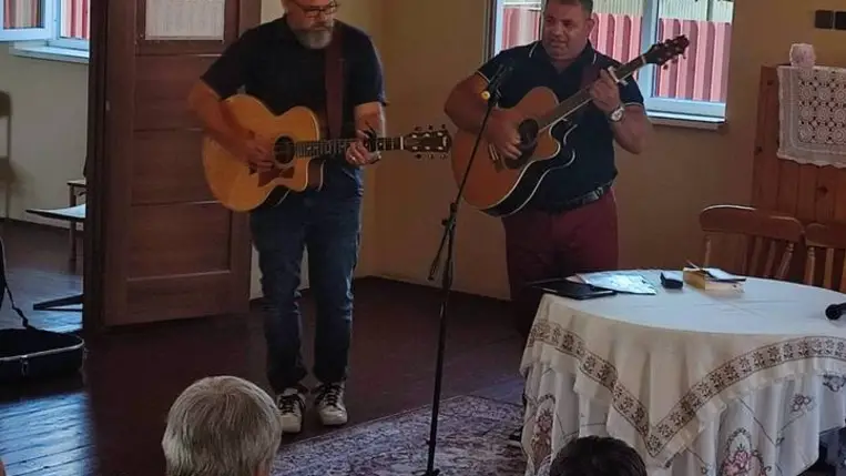 Csendesnap a Munkácsi Református Roma Gyülekezetben - Szolgáljuk Istent, mert az Isten is szolgált mifelénk!