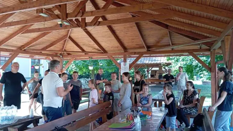 Harmadszor szervezte meg a Horváth Anna Alkotótábort a KMNE - Az alkotás öröme. Fotó: Kárpátinfó/ Kovács Erzsébet