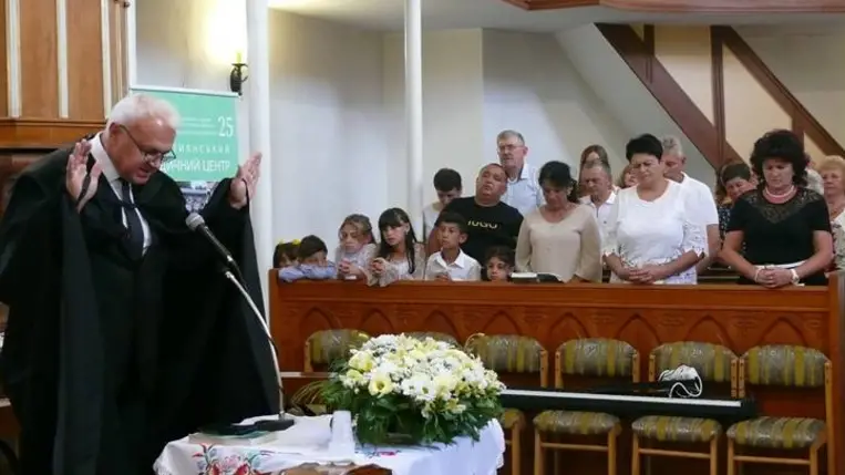 Hálaadó istentisztelet Munkácson – 25 éves a Keresztény Egészségügyi Központ - Gyógyítás és istenhit. Fotó: Kárpátinfó/ Kovács Erzsébet