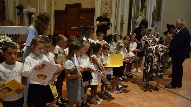 A KMPSZ központi tanévnyitó ünnepségén - Szeretettel, hűséggel és felelősséggel. Fotó: Kárpátinfó/ Marton Erzsébet