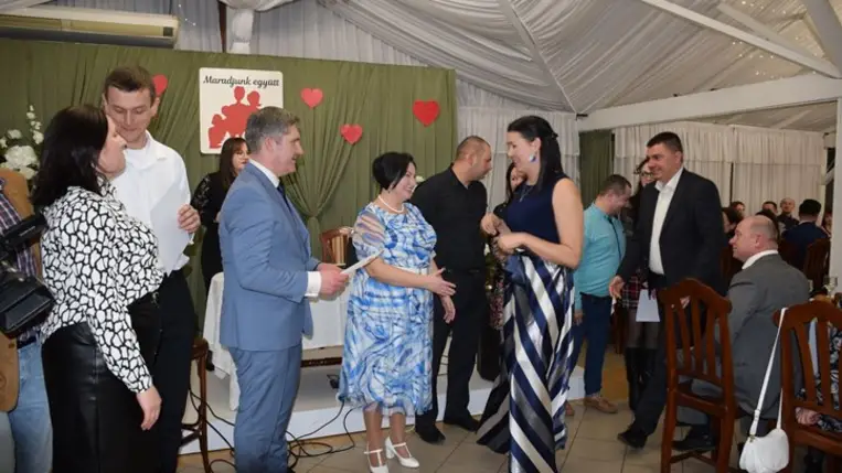 A nagycsaládosok házaspáros vacsoráján - Színezd újra a kapcsolatod. Fotó: Kárpátinfó/ Kovács Elemér