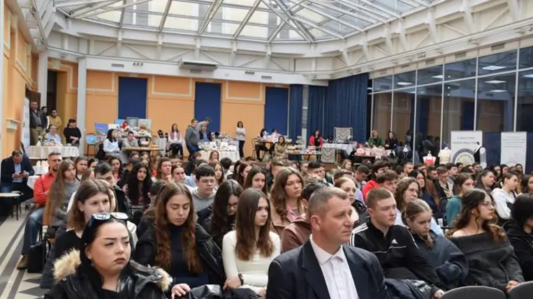 Karriernap és Öregdiák Expo a Rákóczi Főiskolán - Találkozások, ötletek, példák, minták. Fotó: Kárpátinfó/ Kovács Elemér