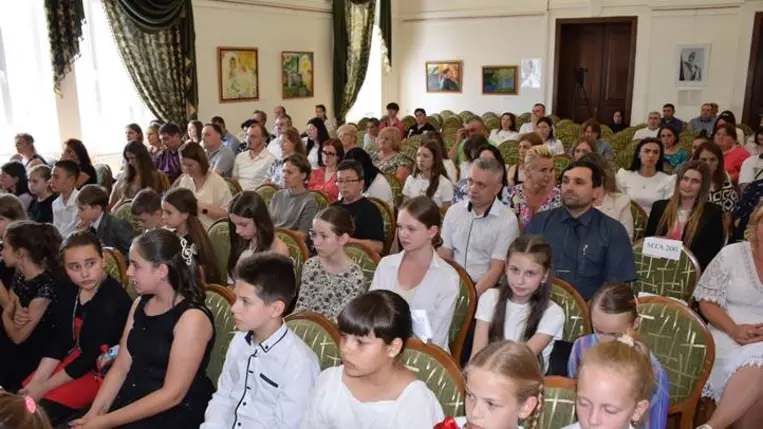 A VII. ZeneVarázslat beregszászi zárókoncertjén - Jövőépítés a zene erejével. Fotó: Kárpátinfó/ Kovács Erzsébet