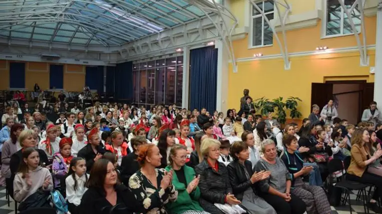 Mesevarázs Fesztivál és Mesemondó találkozó a Rákóczi Főiskolán. Fotó: Kárpátinfó/ Kovács Elemér