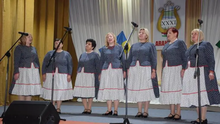 Técsőn ismét megrendezték az Arany Ősz Kórus- és Néptánctalálkozót - Közös éneklés, a béke misztériuma