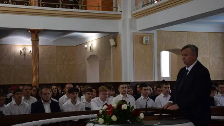 Az Egán Ede Szakképzési Centrum tanévnyitóján. Fotó: Kárpátinfó/ Kovács Elemér