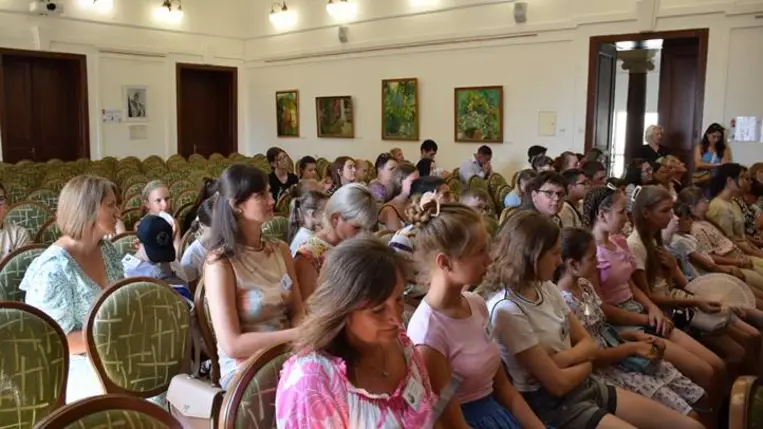 Megnyitotta kapuit a ZeneVarázslat klasszikuszenei tábor - Új ismeretek, lelki feltöltődés. Fotó: Kárpátinfó/ Kovács Elemér