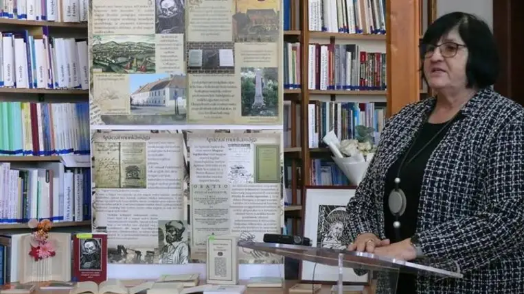 Apáczai Csere Jánosra emlékeztek Beregszászban a róla elnevezett egyetemi könyvtárban - Tudás, művelődás – anyanyelven. Fotó: Kárpátinfó/ Kovács Elemér