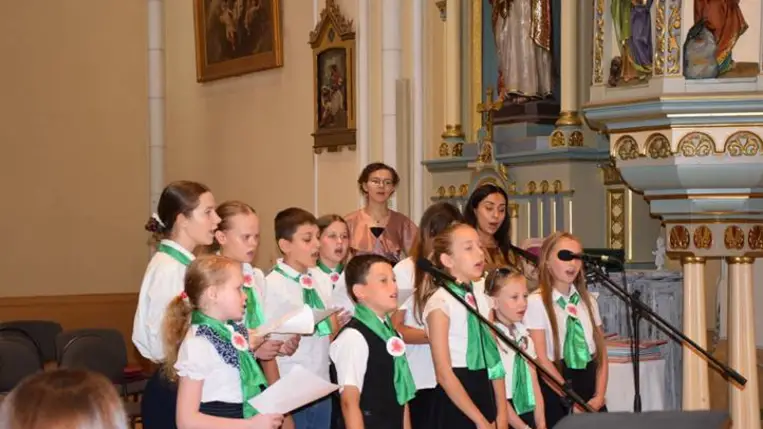 A KMPSZ központi tanévnyitó ünnepségén - Szeretettel, hűséggel és felelősséggel. Fotó: Kárpátinfó/ Marton Erzsébet