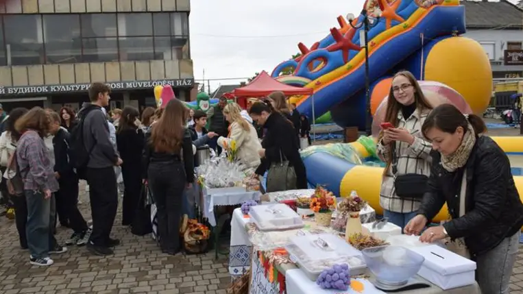 Az Őszi Beregszász jótékonysági rendezvényen. Fotó: Kárpátinfó/ Kovács Elemér