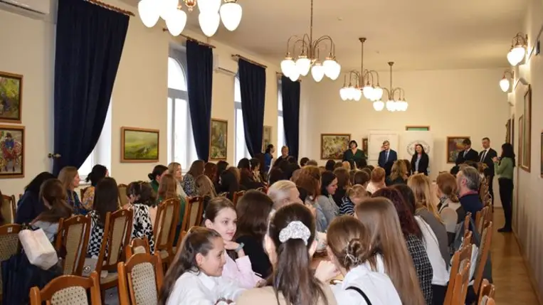 Lezárultak az angol, magyar, ukrán nyelvtanfolyamok a Rákóczi-főiskolán