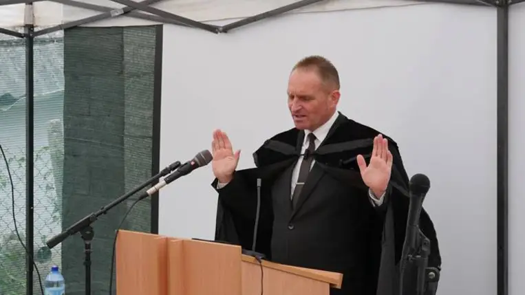 Hálaadó ünnepség a sportpálya átadása alkalmából a Glória Ifjúsági és Missziós Központban