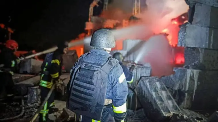 Oroszország szerdára virradóra ismét drónokkal támadta Kijevet és Ukrajna számos régióját