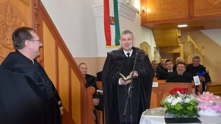 Hálaadás Tiszakeresztúrban húsz év áldásaiért - Hűség, összefogás, jövőépítés