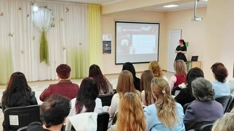 Módszertani szeminárium óvodapedagógusoknak - Játékba zárt tanulás – dráma és báb a gyakorlatban