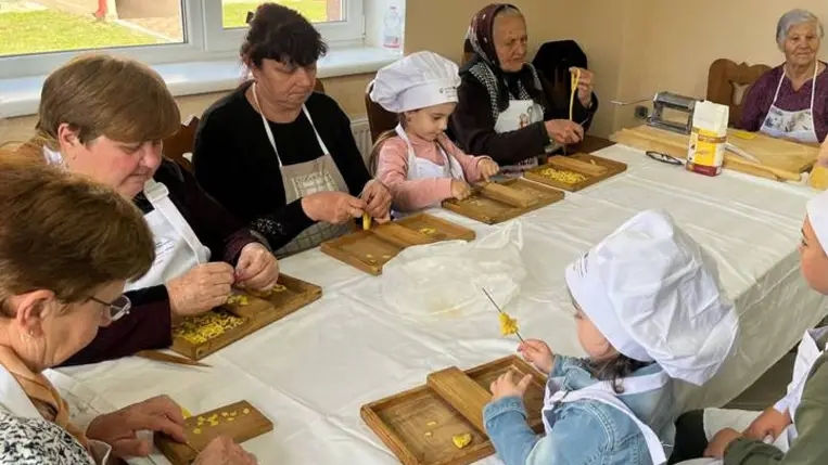 Közös kézműves és gasztronómiai hagyományok megőrzése – a Kárpátalja–Szatmár megyei határon átnyúló projekt eredményei