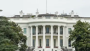 A Fehér Ház (angolul: White House) az Amerikai Egyesült Államok mindenkori elnökének hivatalos lakóhelye és munkahelye Washingtonban. Illusztráció