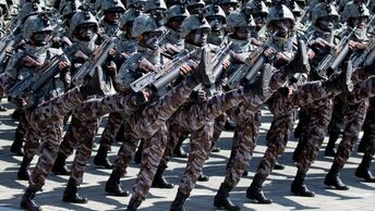  Észak-koreai katonák.  Illusztráció