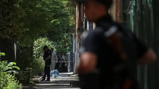 Andrij Parubij letakart holtteste. Fotó: Roman Baluk / Reuters