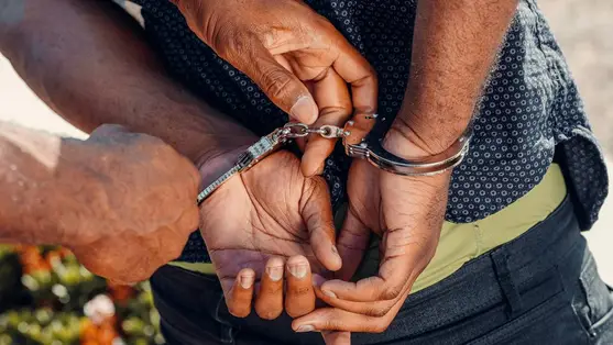 Bilincsben. Illusztráció. Fotó: Pexels Kindelmedia